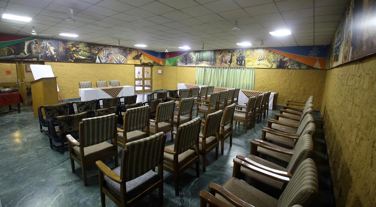 Mpt White Tiger Forest Lodge Tāla Екстериор снимка