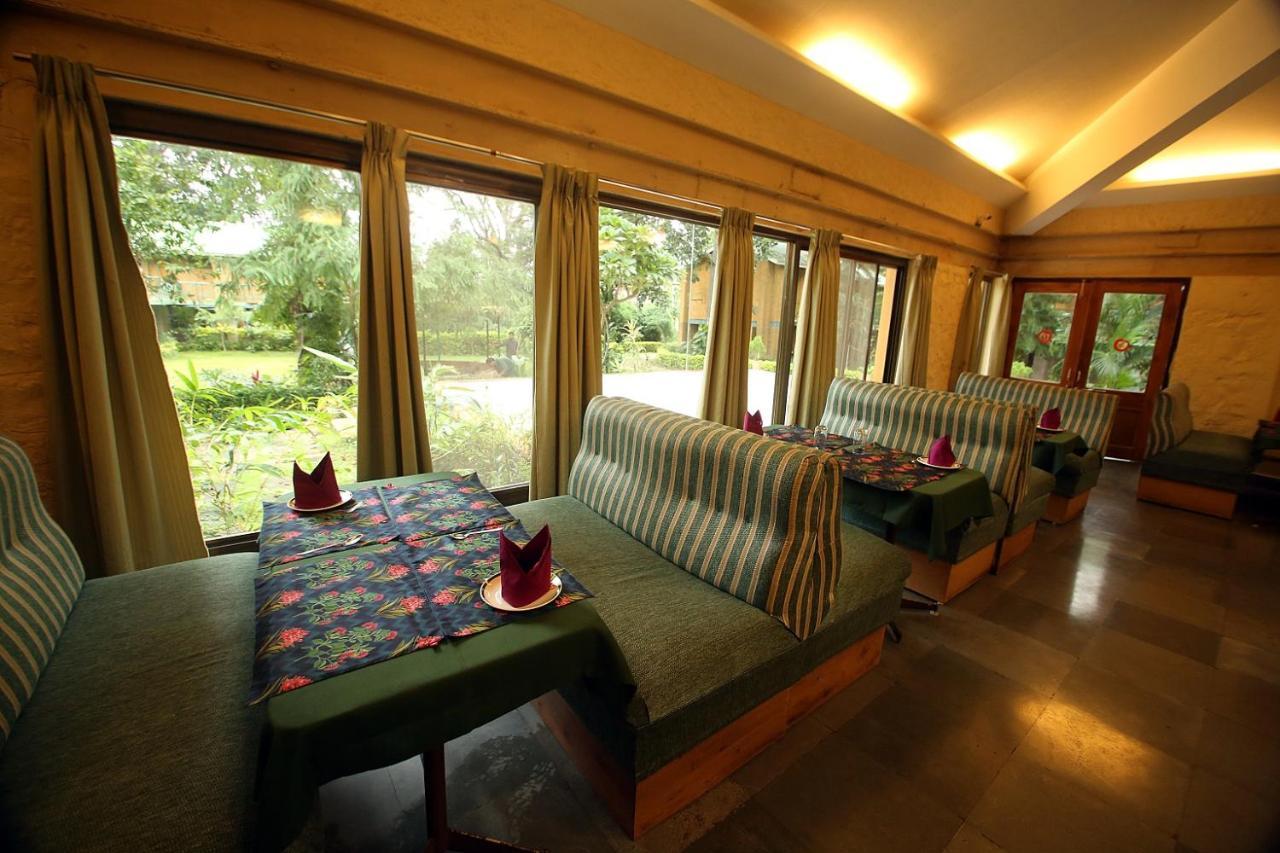 Mpt White Tiger Forest Lodge Tāla Екстериор снимка