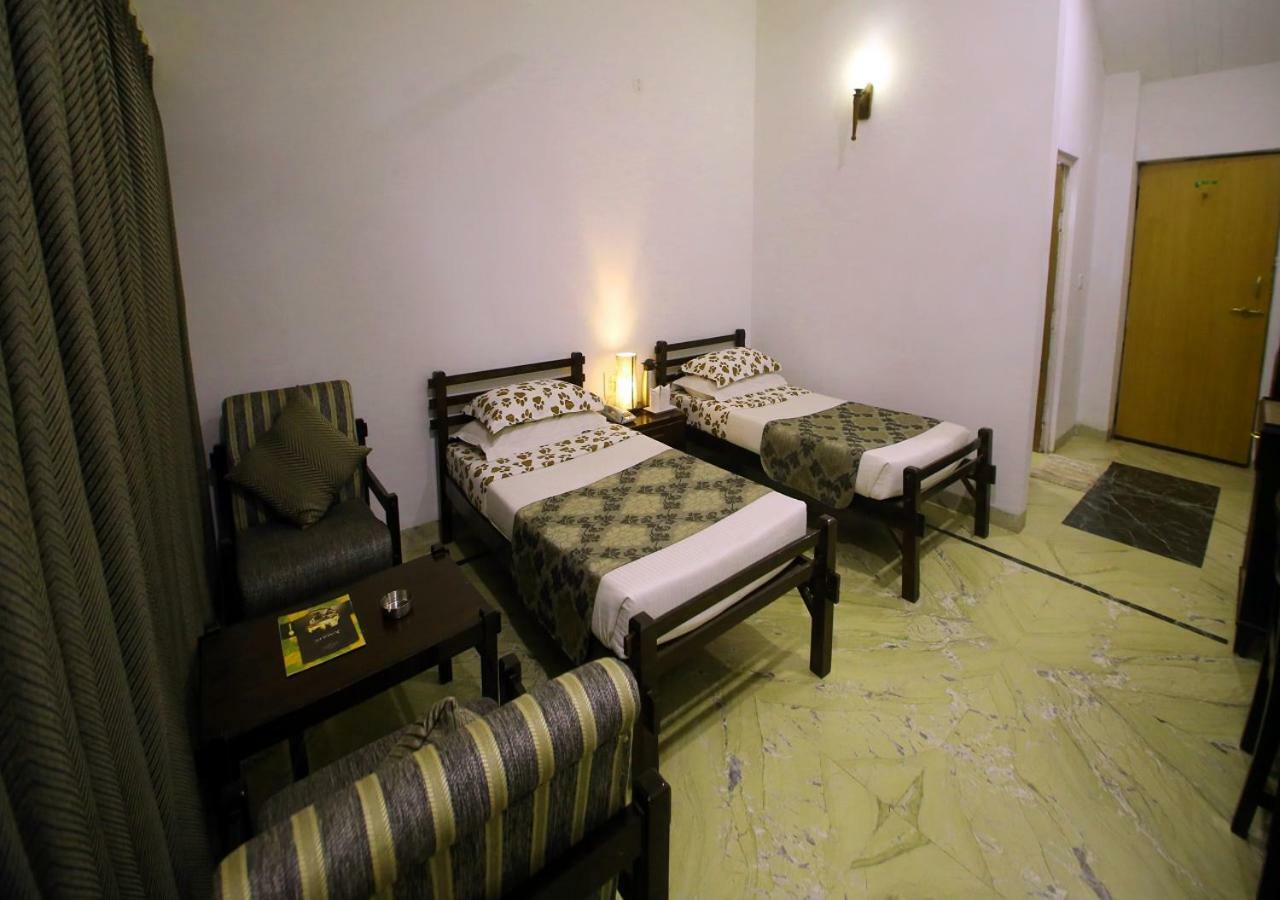 Mpt White Tiger Forest Lodge Tāla Екстериор снимка