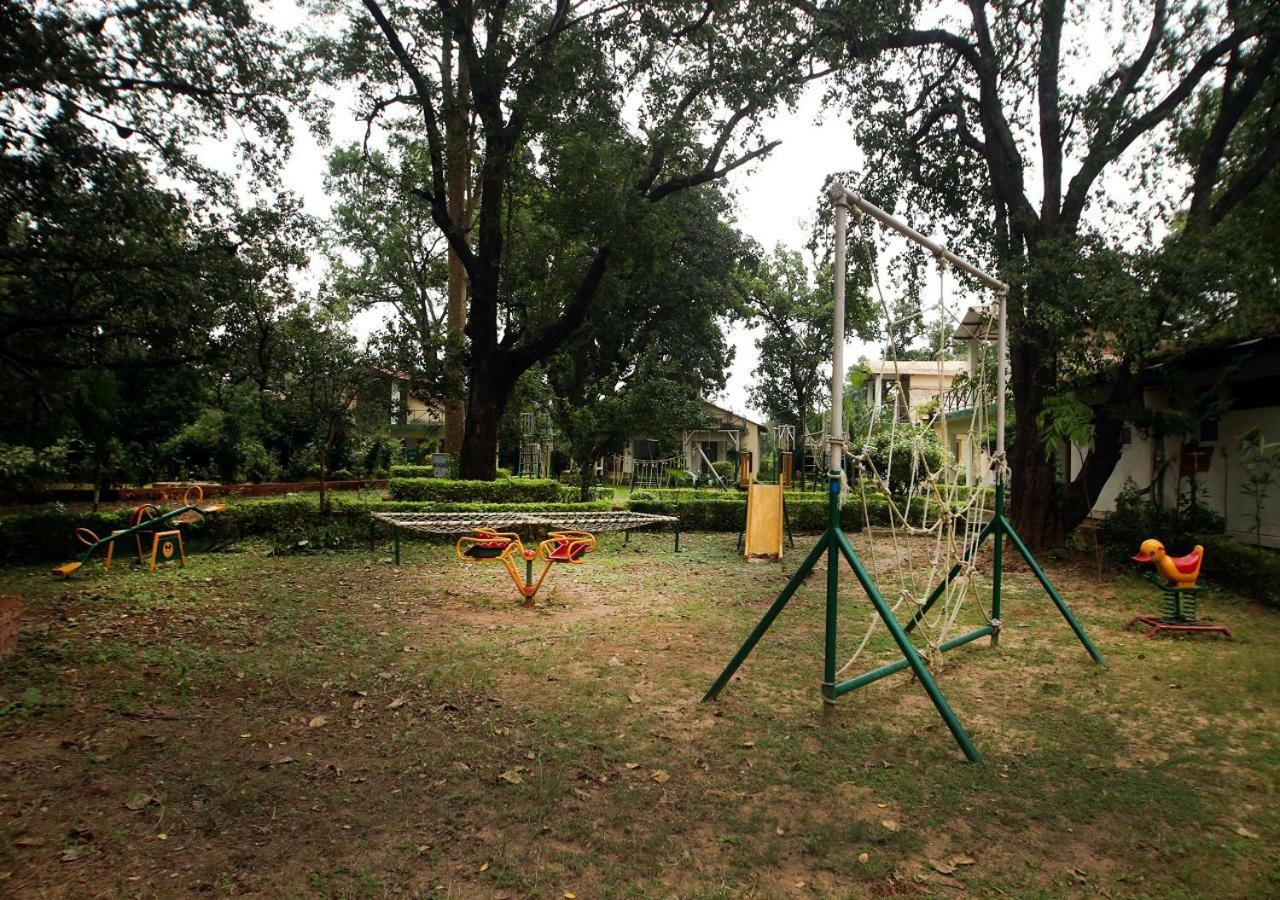 Mpt White Tiger Forest Lodge Tāla Екстериор снимка